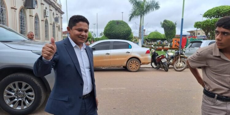 De Lábrea para o debate estadual: quem é João Roberto, nome que ganhou espaço no lançamento do Avante